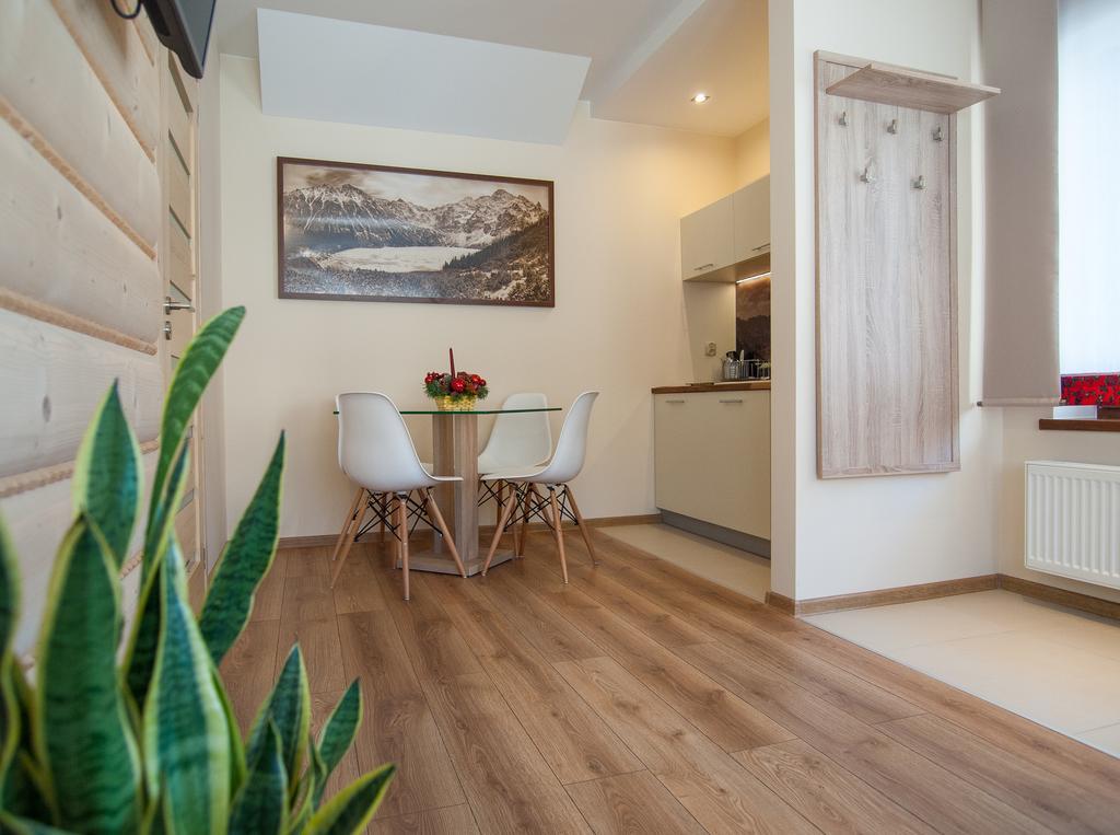 Domek & Apartament Na Ogrodzie Suche Luaran gambar